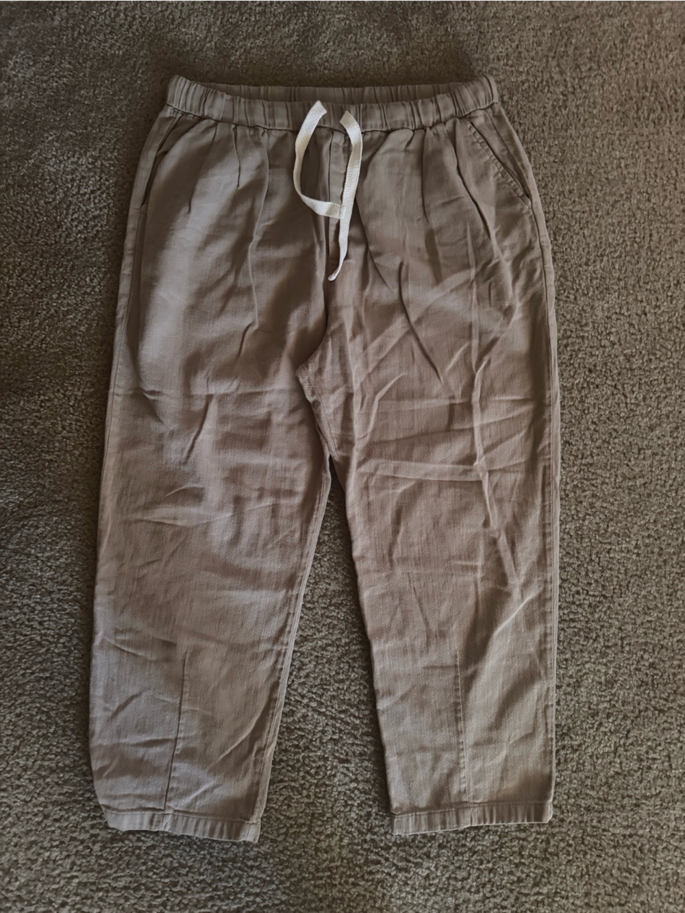 Zara Women's Cropped Drawstring Pants in Taupe